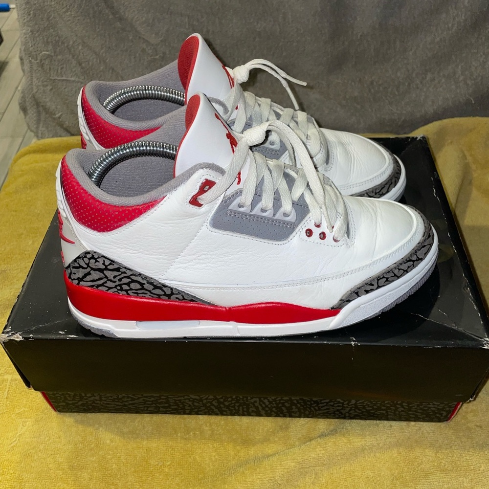 Jordan 3’s Fire red